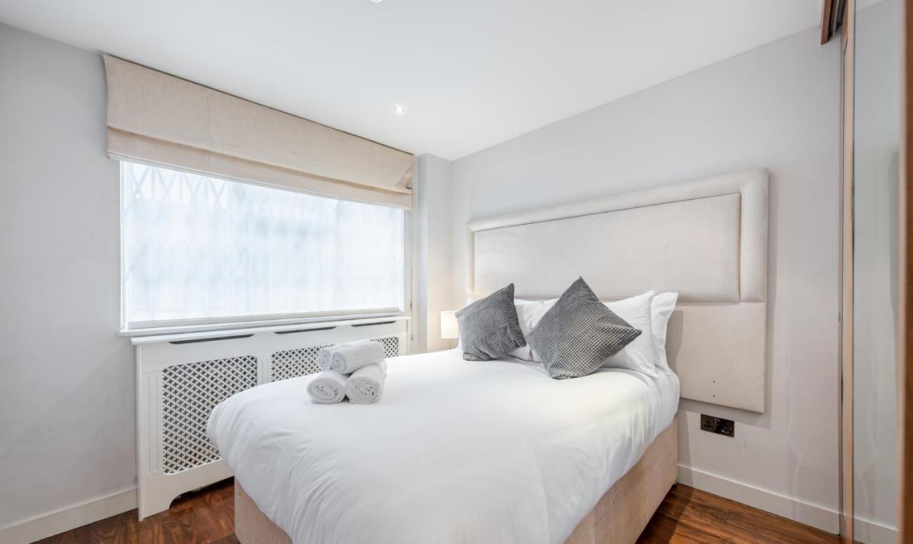 Stylish 2Bd Flat Opposite Harrods London Prime Location Leilighet Eksteriør bilde