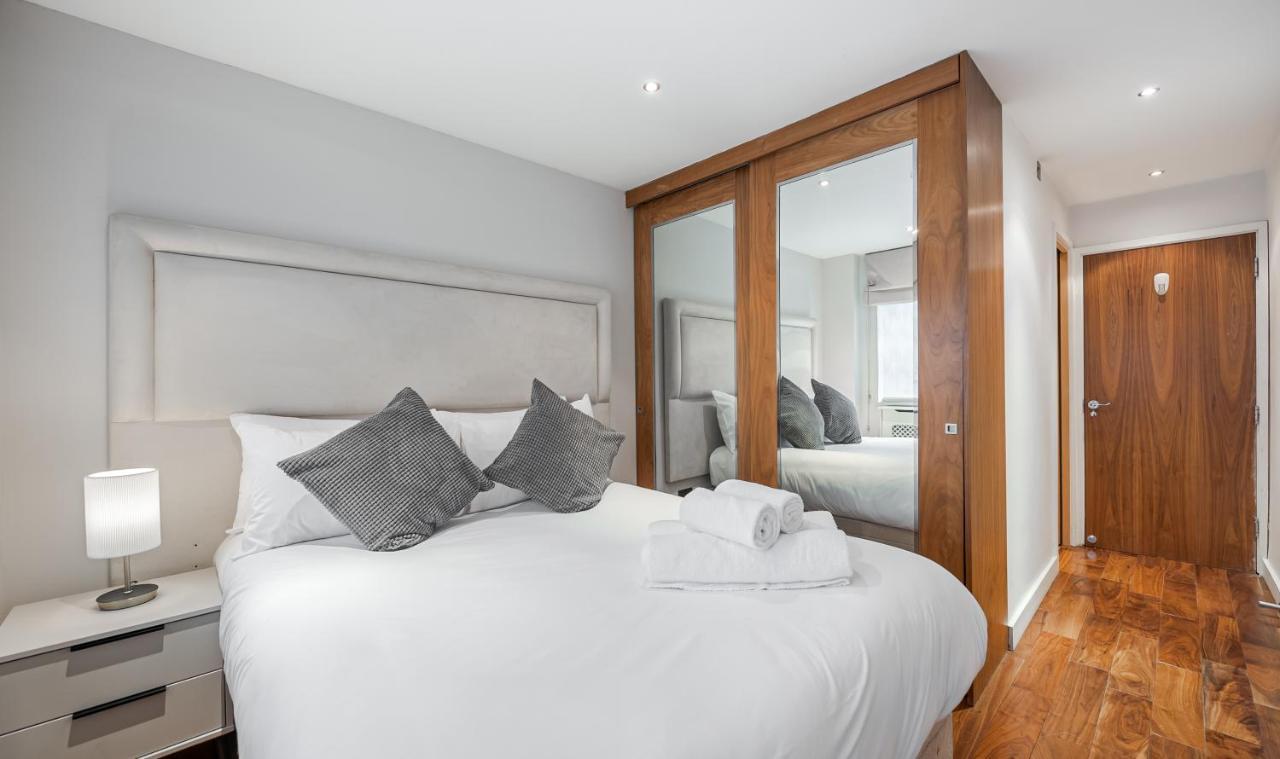 Stylish 2Bd Flat Opposite Harrods London Prime Location Leilighet Eksteriør bilde